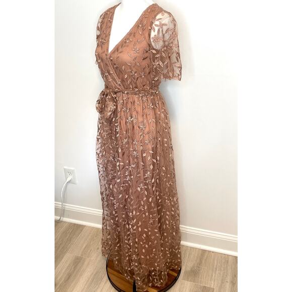 Baltic Born Marseille Vine Embossed Maxi Dress In Nude Rose Size XS - Picture 8 of 16